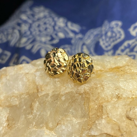 10k Yellow Gold Turtle Shell Earrings - Picture 3 of 6